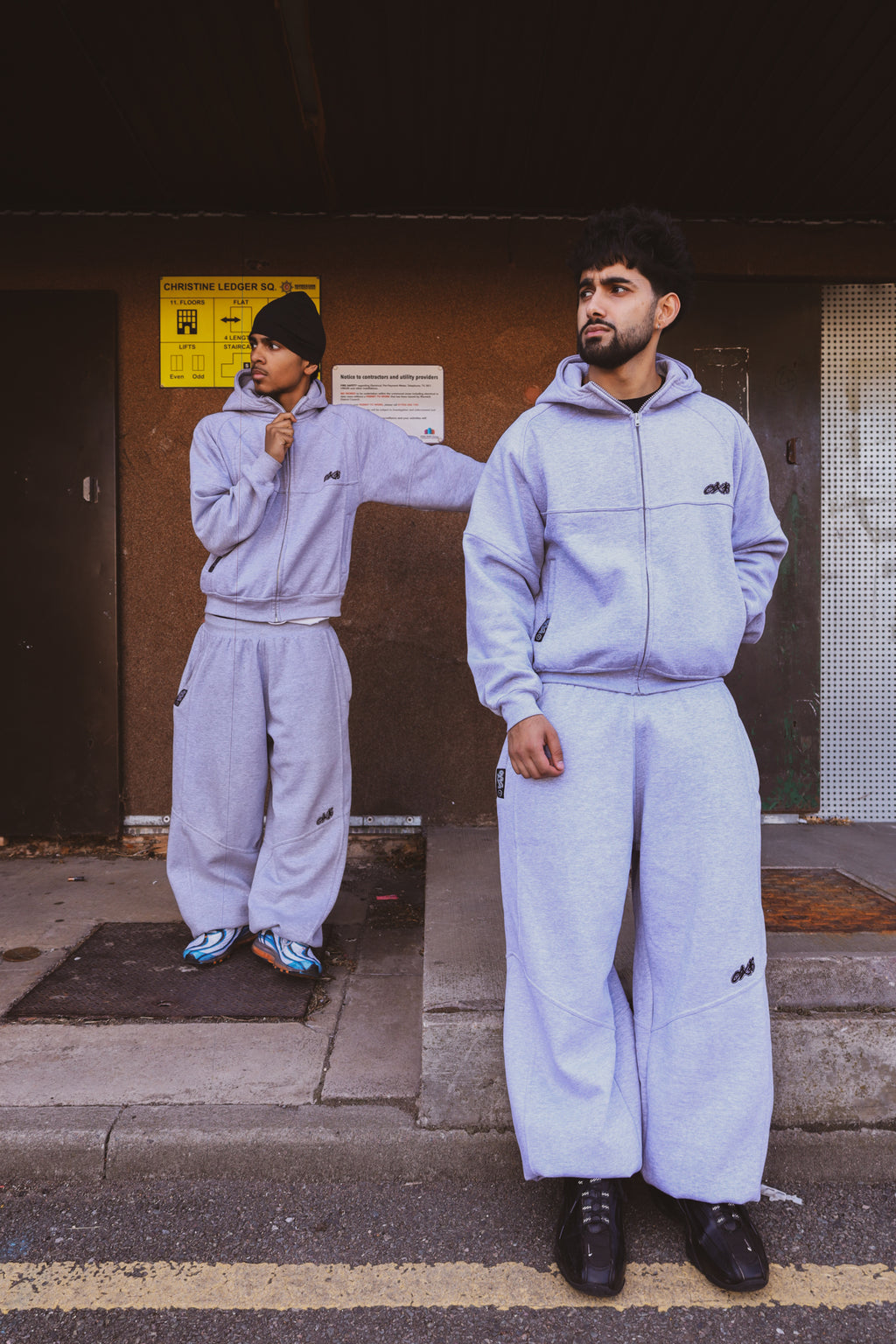 PULSE TRACKIES (GREY)