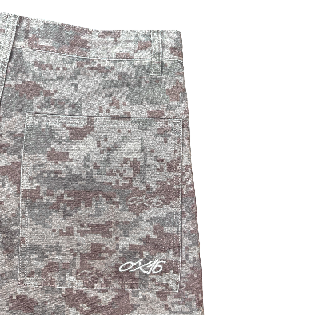 DIGI CAMO JORTS